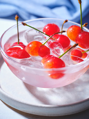 幸せの双子さくらんぼ　佐藤錦